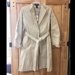 💕HP💕 NWT Banana Republic Trench Coat